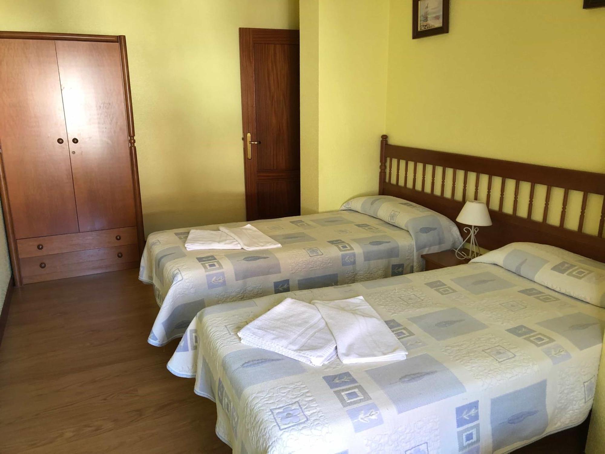 Apartamentos De La Hoz Isla Luaran gambar