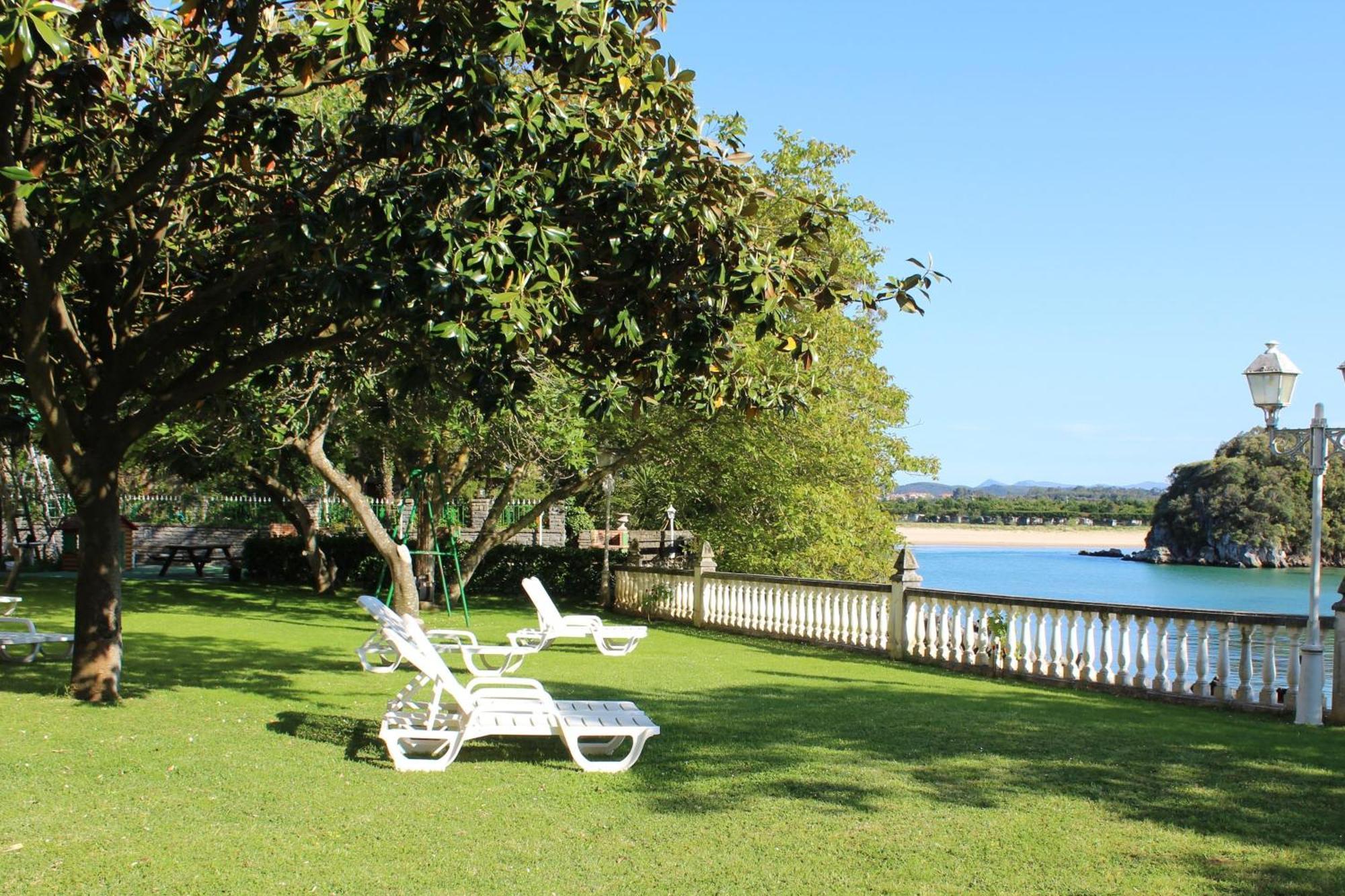 Apartamentos De La Hoz Isla Luaran gambar