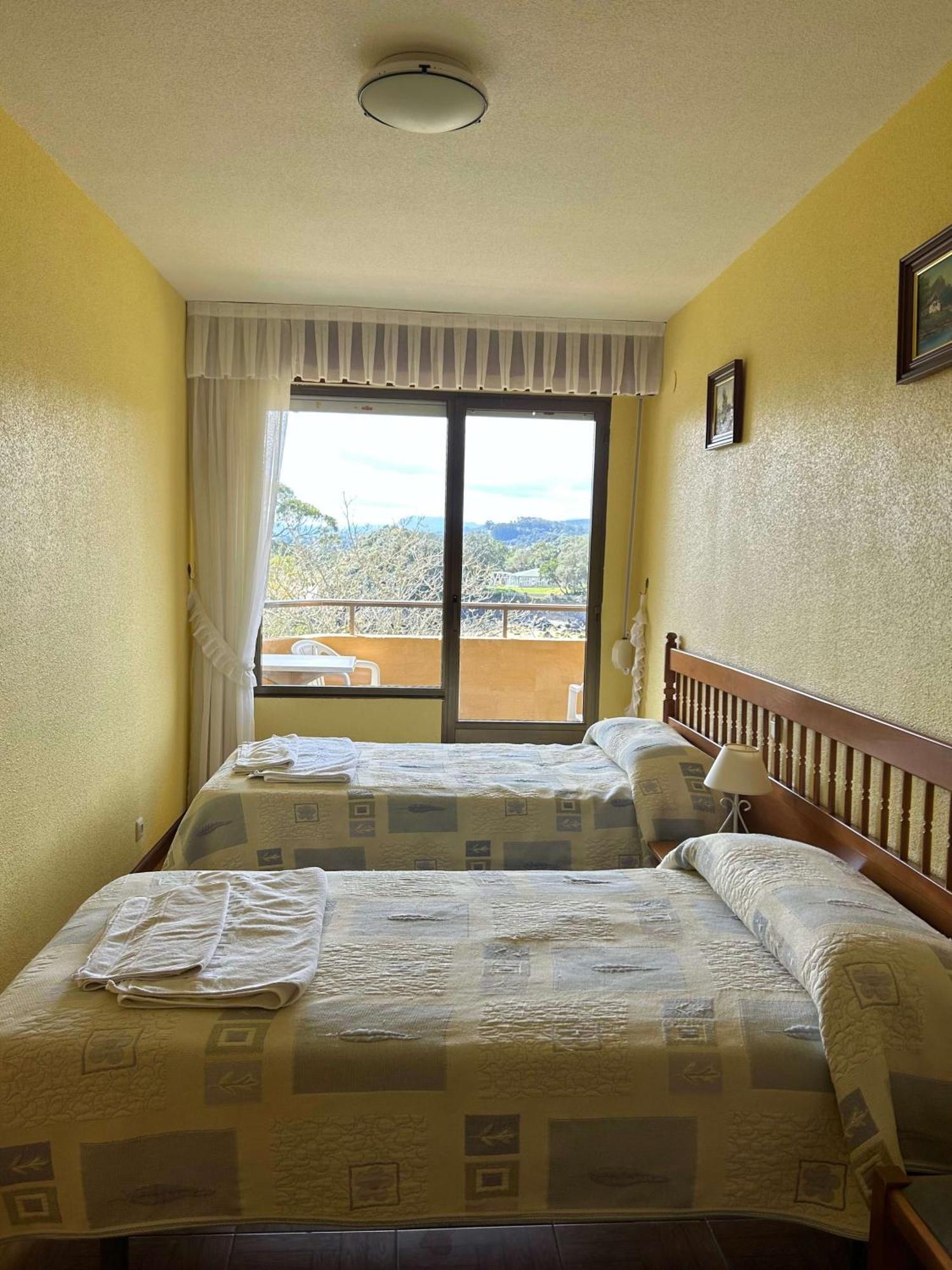 Apartamentos De La Hoz Isla Luaran gambar